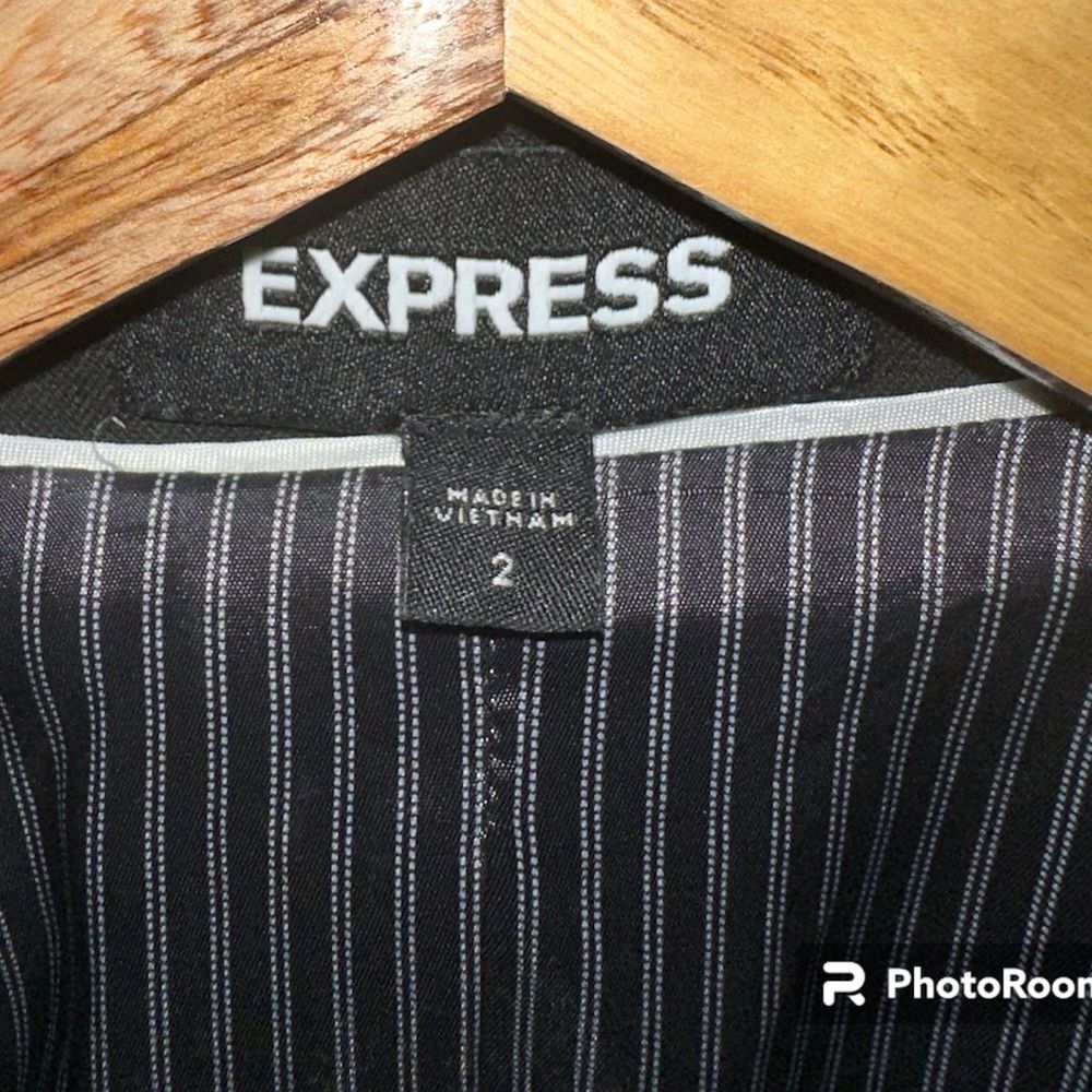 Black Blazer double Line, Express, Size 2 - Picture 3 of 4